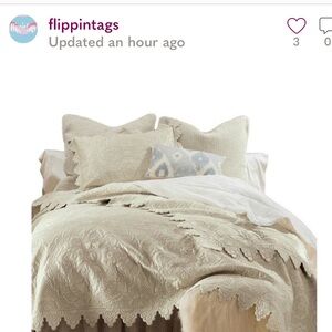 Queen New in Bag never been used , soft surroundings Marguerite scallop quilt